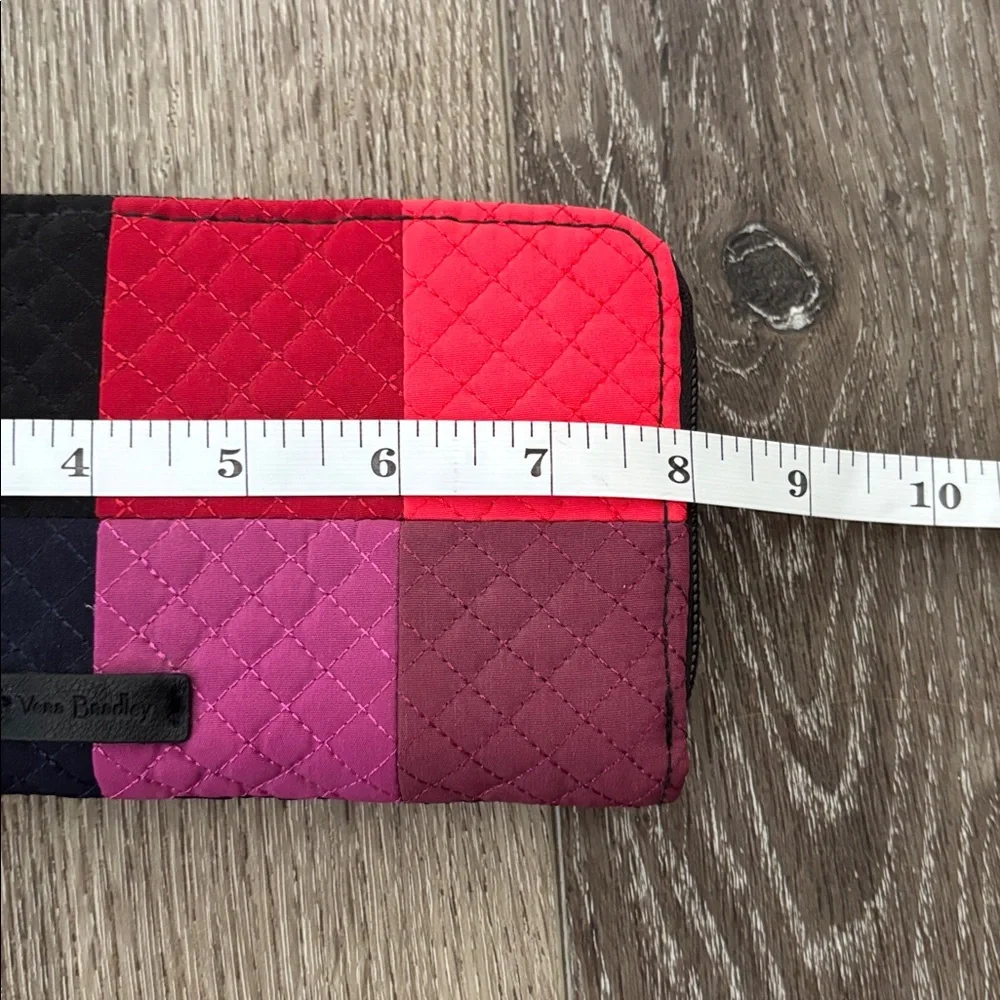 Vera Bradley Iconic RFID Accordion Wristlet - “Winter Patchwork” design - NWT